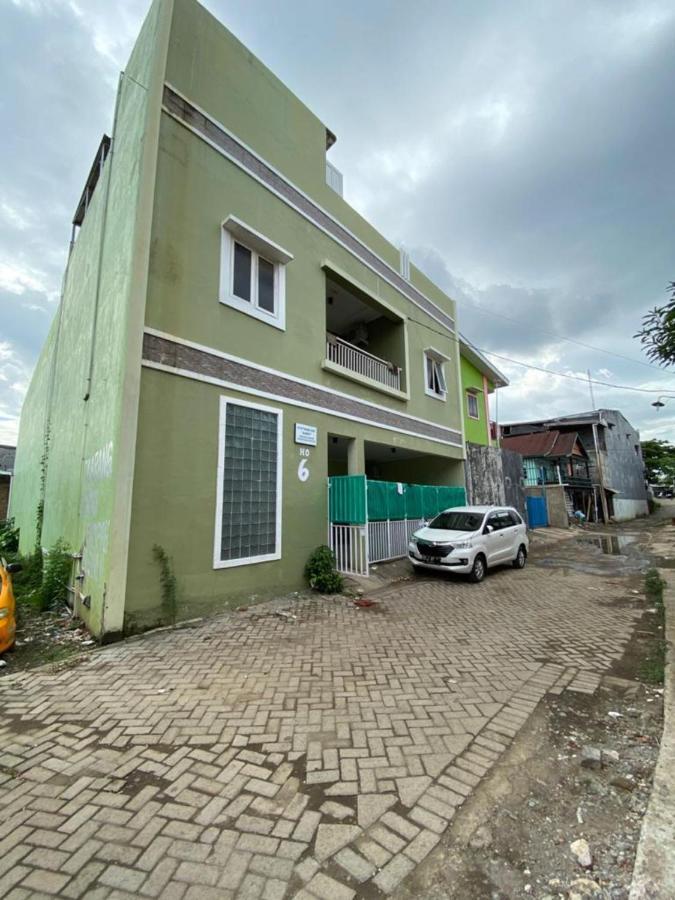 Penginapan Aisya Toa Daeng Makassar Luaran gambar